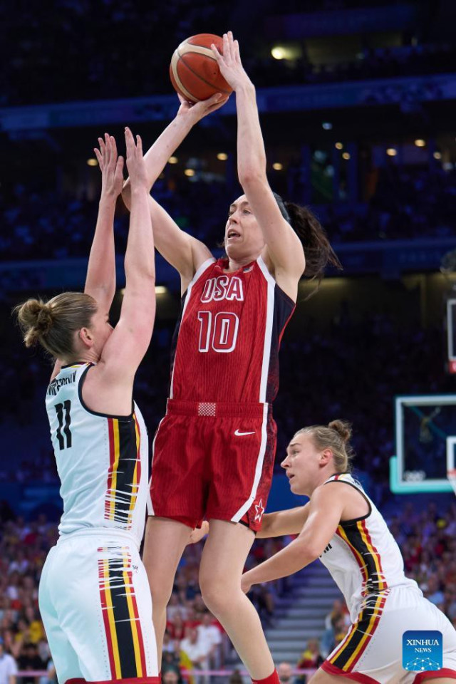 Breanna Stewart (C) of team USA shoots during the women's group phase match of basketball between the United States and Belgium at the Paris 2024 Olympic Games in Lille, France, on Aug. 1, 2024.