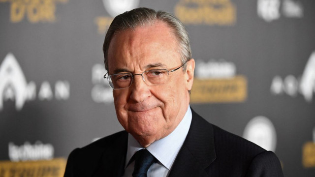 Perez poses upon arrival at the 2018 Ballon d’Or award ceremony at the Grand Palais in Paris