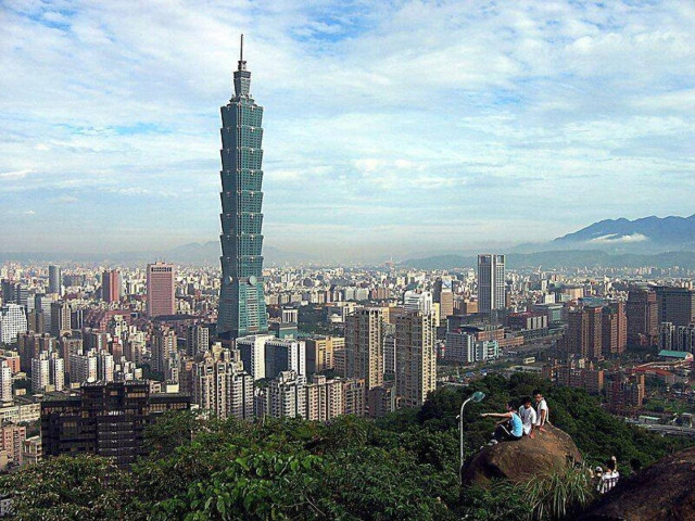 Taiwan looks to increase cooperation with Saudi Arabia in several economic fields. In the photo, Taipei 101, one of the tallest towers in the world at 508 meters, is shown in the capital city of Taipei