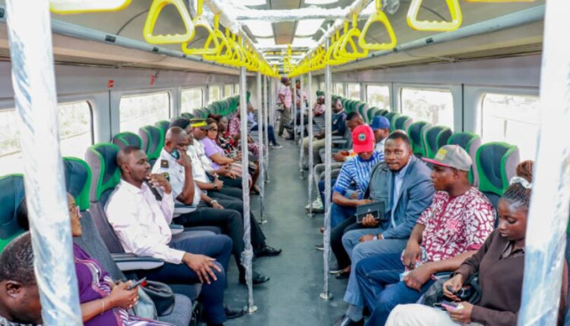 Lagos State Commissioner for Transportation, Mr. Oluwaseun Osiyemi,  led key officials from the Ministry of Transportation on a non-fee paying ride aboard the Redline Rail, from Ikeja to Agbado