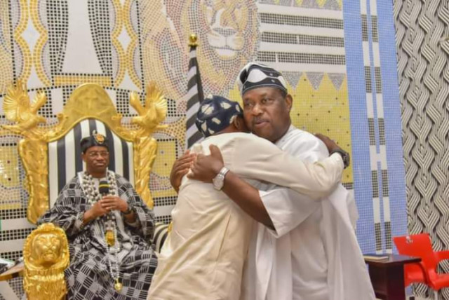 Secretary to the Government of the Federation, Senator George Akume embracing Gov Alia after the Tor Tiv broker peace between them
