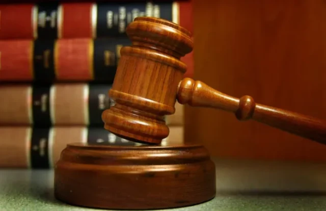 court-gavel