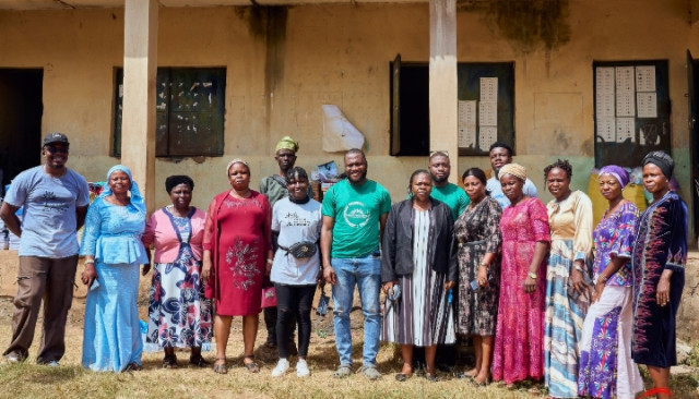 Photo of The founder, Eziokwu Ebubechukwu Foundation (M)  Mr Ezeukoh Ebubechukwu and members of the teaching staff