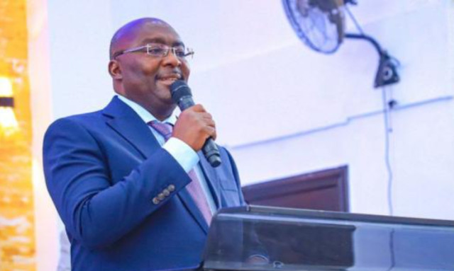 Ghana’s ruling party’s presidential candidate, Vice-President Mahamudu Bawumia