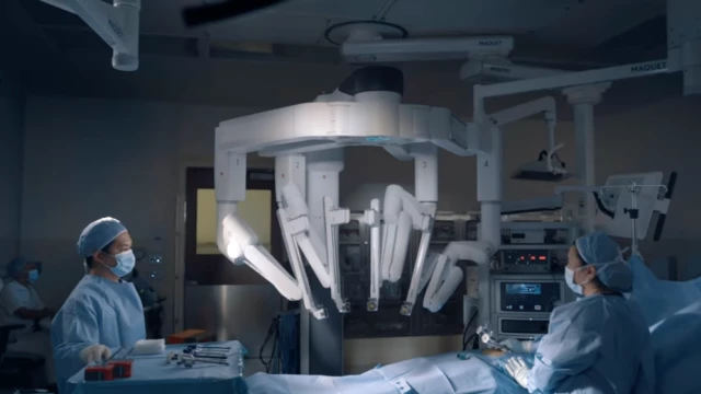 A multi-port robot used in Cleveland Clinic operating rooms.