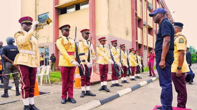 Lagos state Governor, Sanwo-Olu Babajide and LASTMA Officials