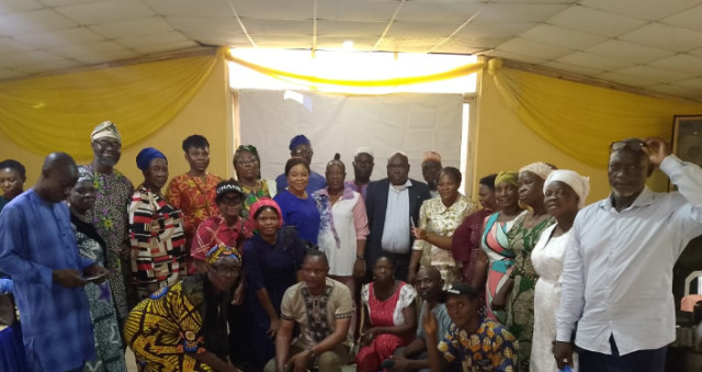 Educational stakeholders at the one day sensitization program on the need to end hurried child syndrome in Lagos