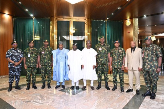 President Bola Ahmed Tinubu with service chiefs