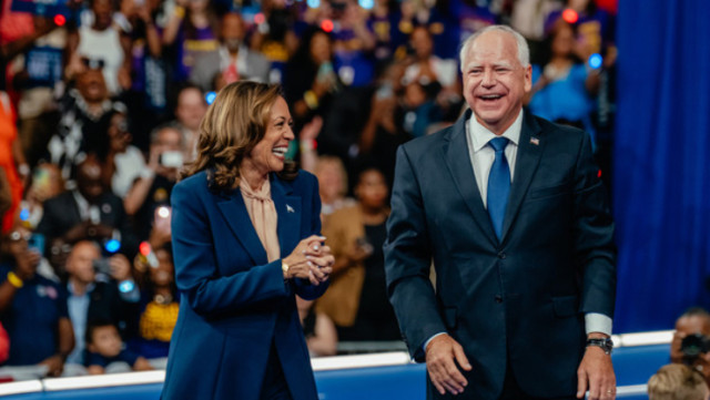 Photo of Kamala Harris and running mate Tim Walz